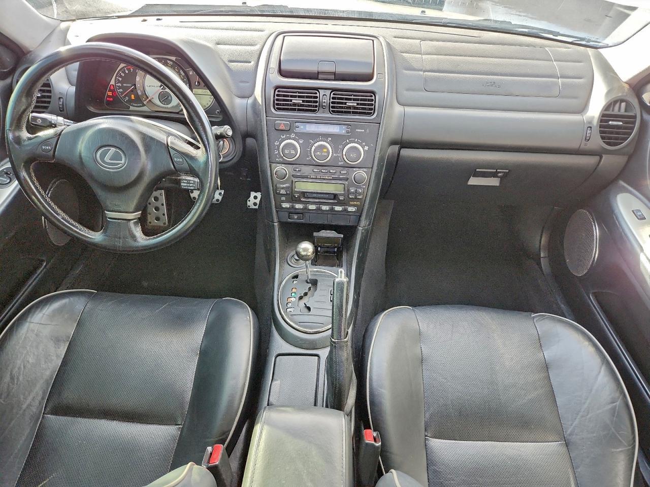 2005 LEXUS IS 300