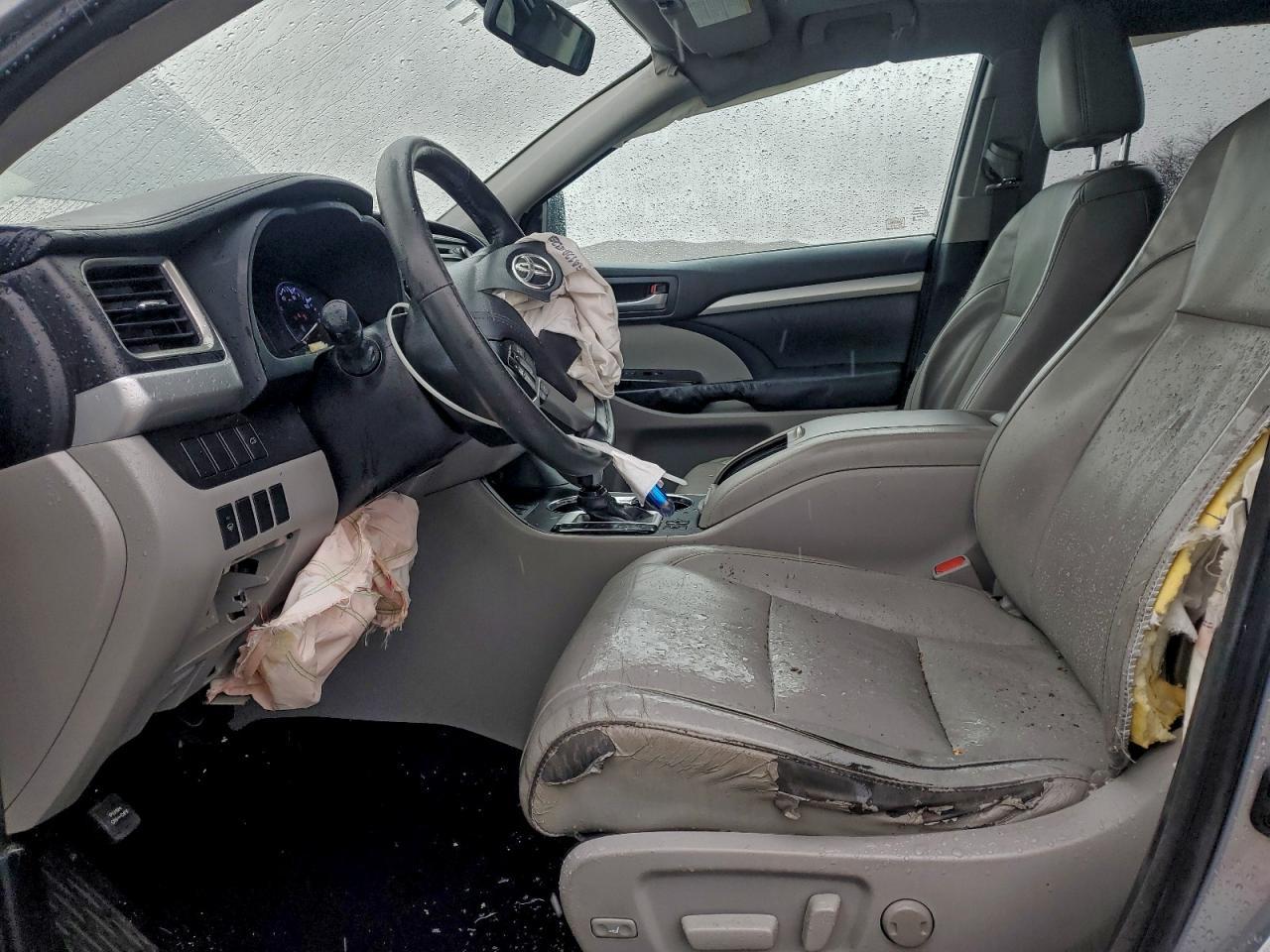 2015 TOYOTA HIGHLANDER