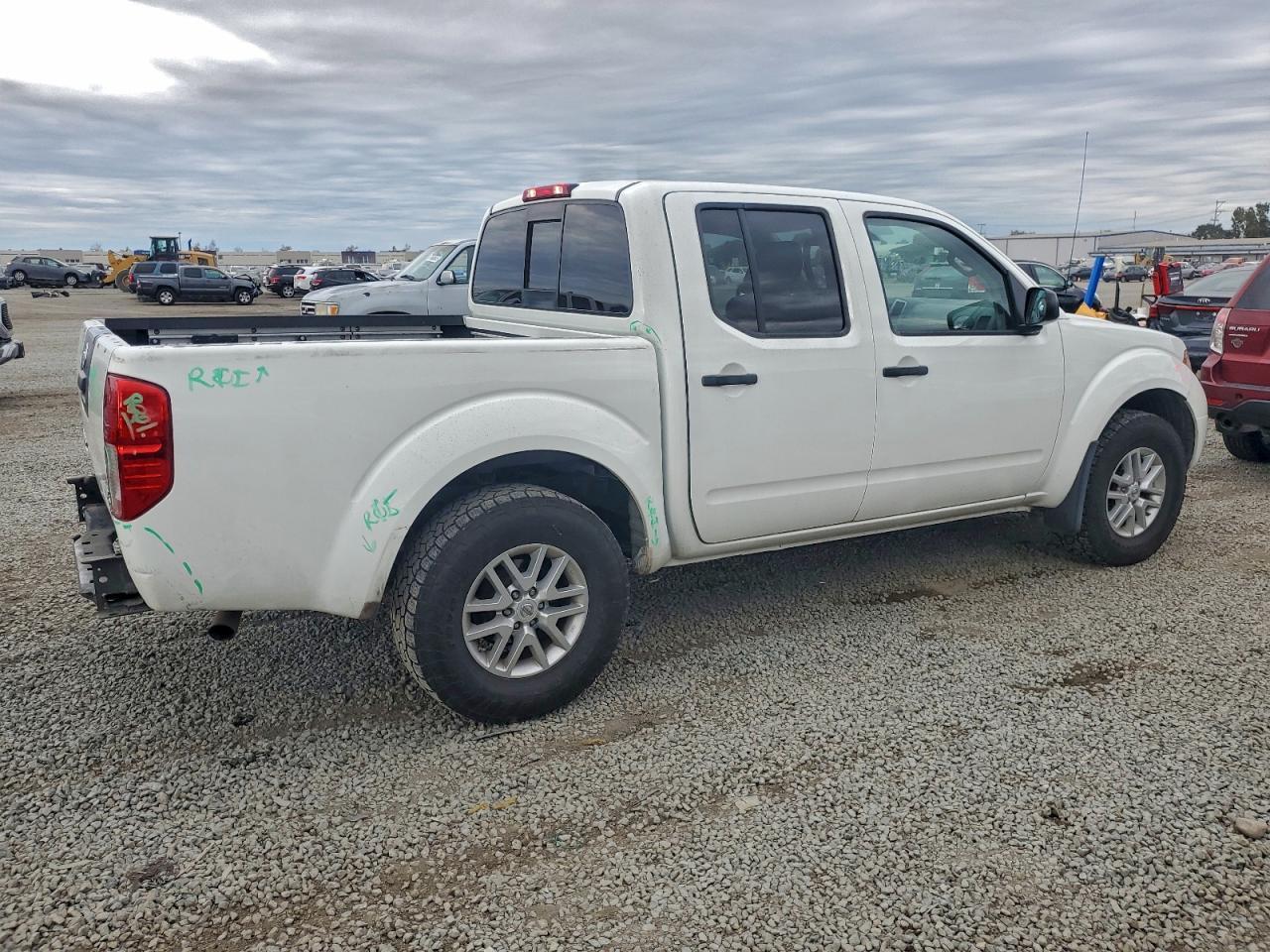 2019 NISSAN Frontier