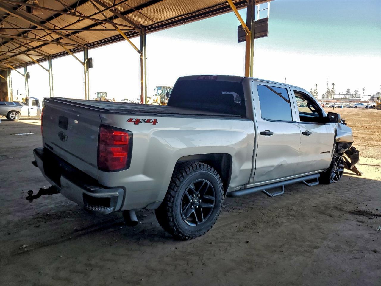 2018 CHEVROLET Silverado