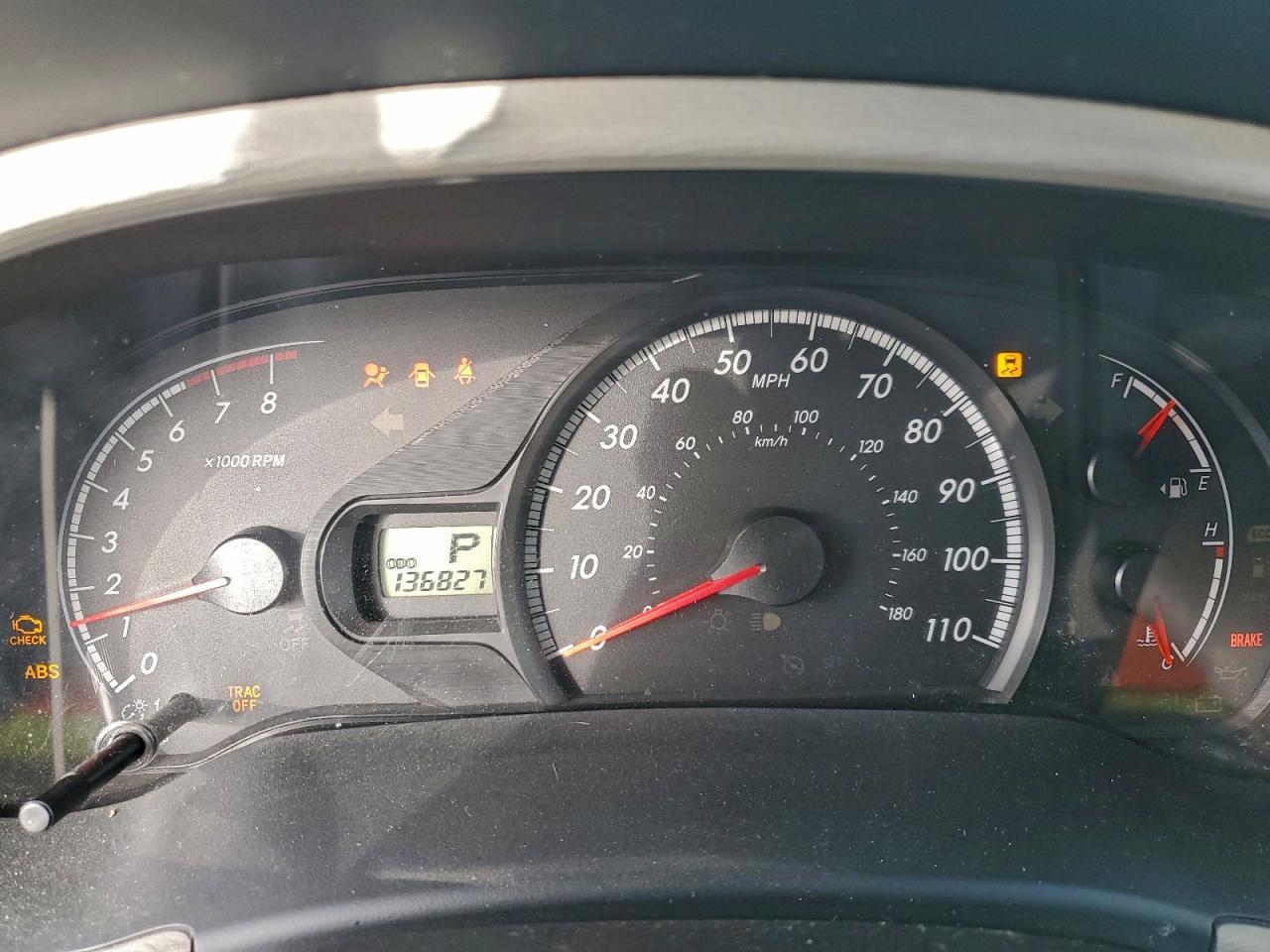 2012 TOYOTA SIENNA