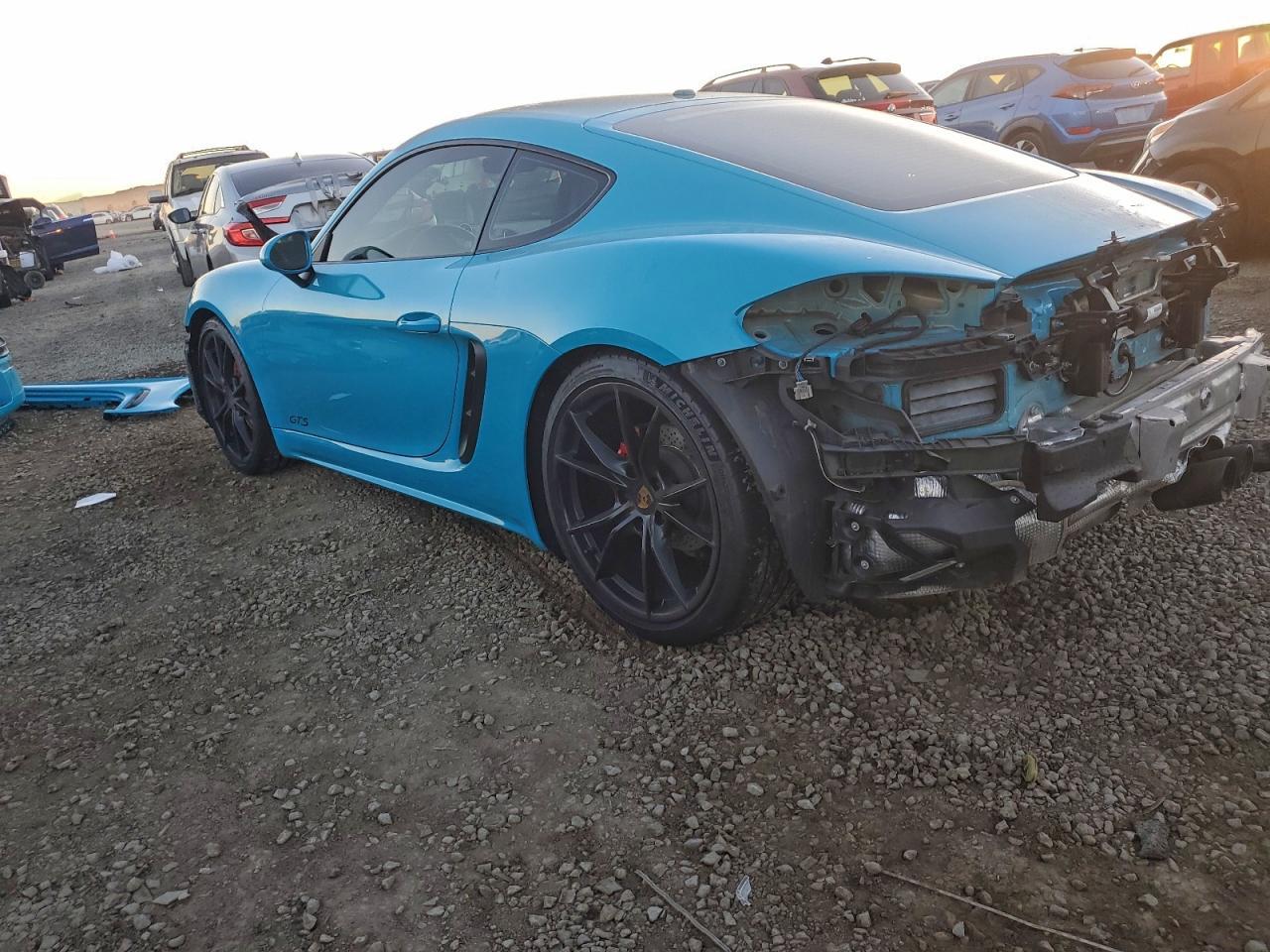 2018 PORSCHE Cayman