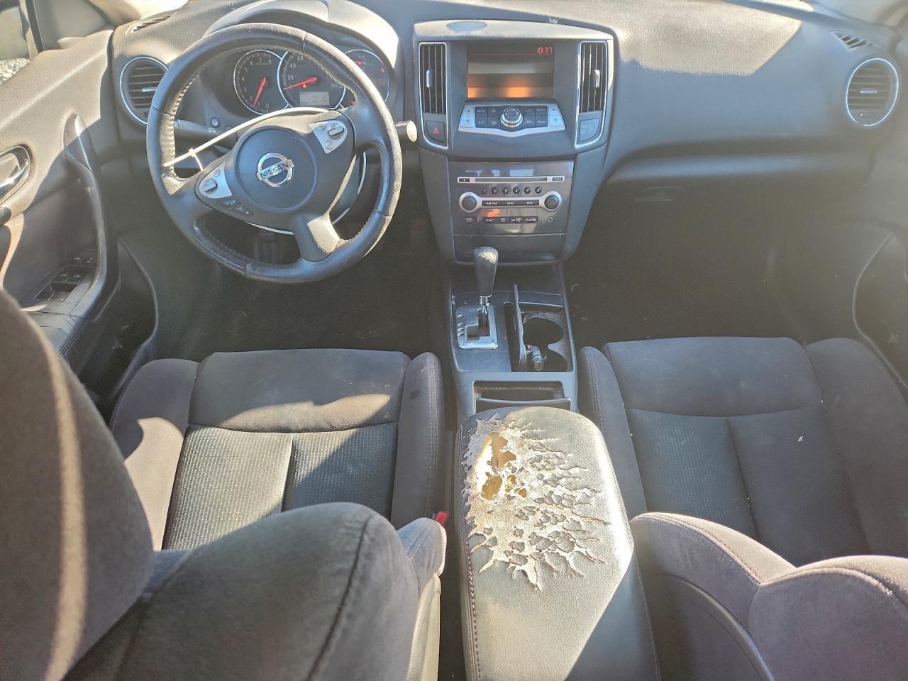 2012 NISSAN Maxima