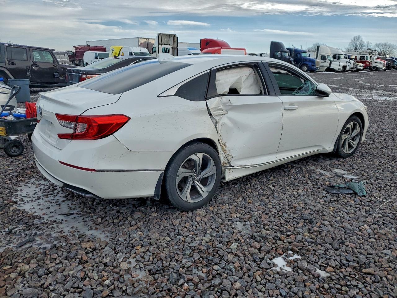 2018 HONDA ACCORD