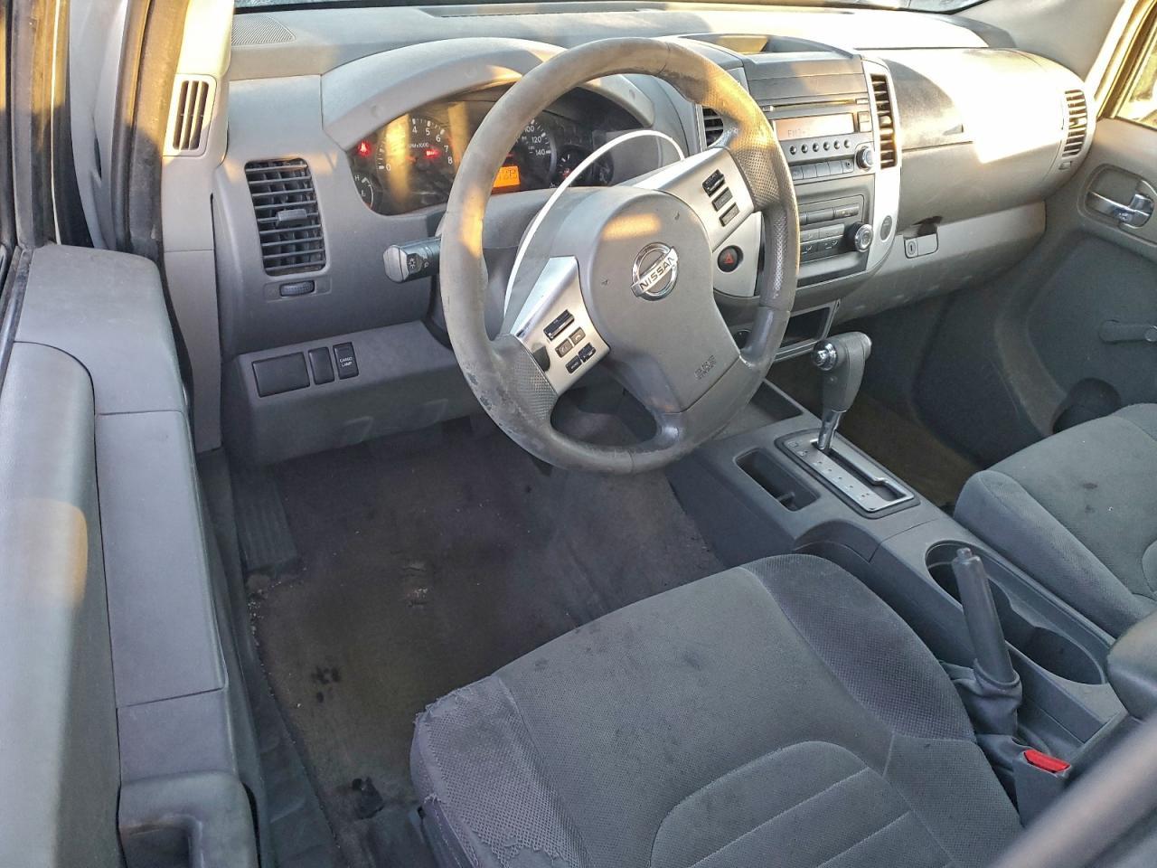2016 NISSAN Frontier