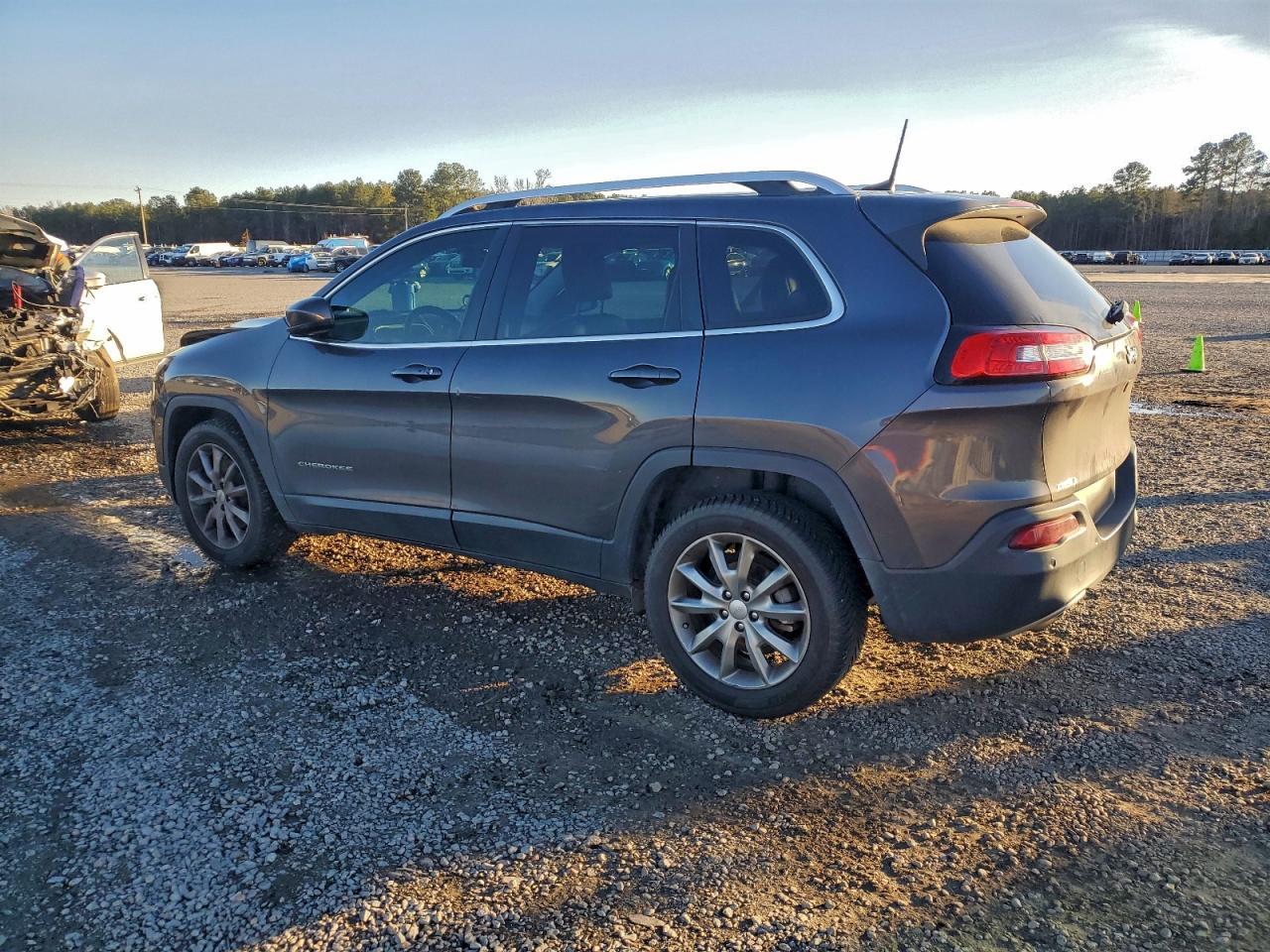 2018 JEEP CHEROKEE