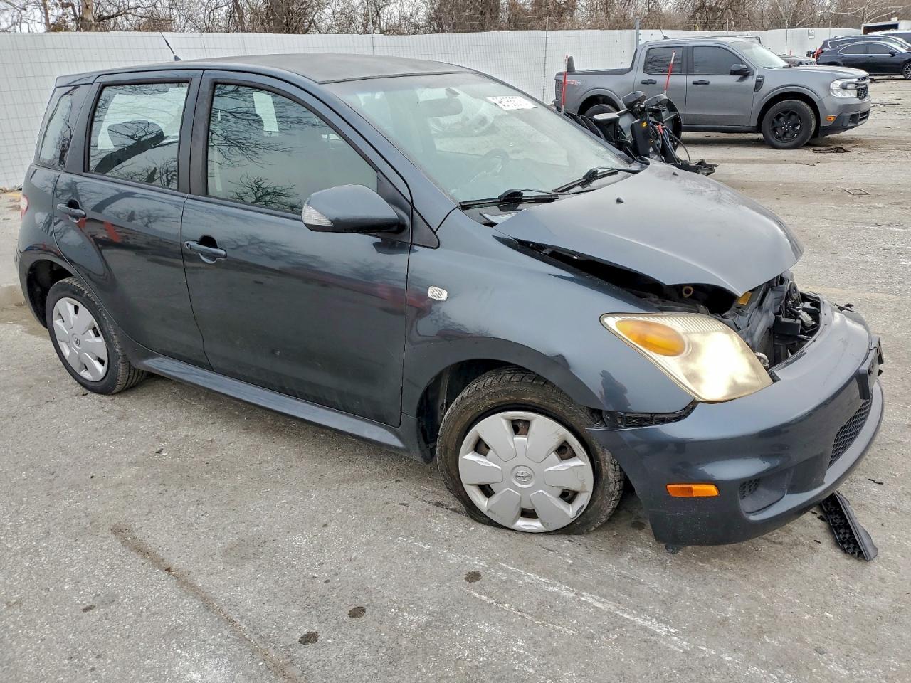 2006 TOYOTA SCION