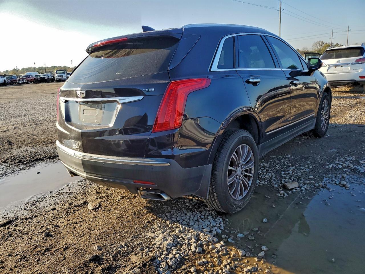 2018 CADILLAC XT5