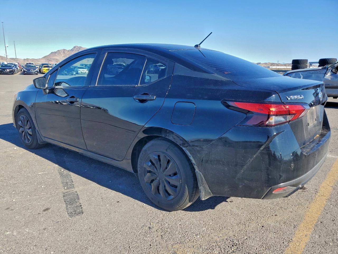 2020 NISSAN VERSA