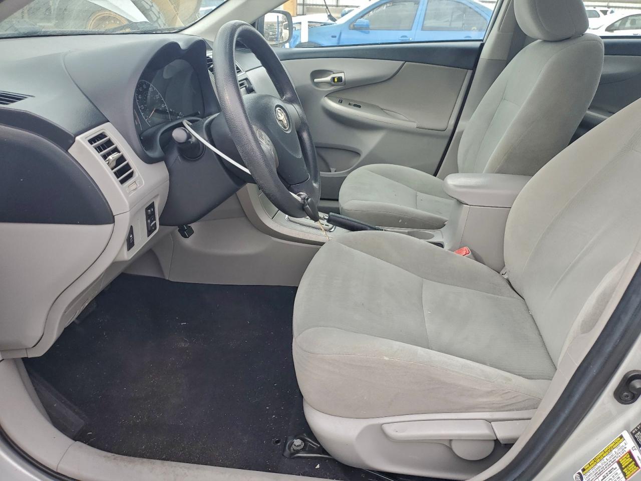 2013 TOYOTA COROLLA