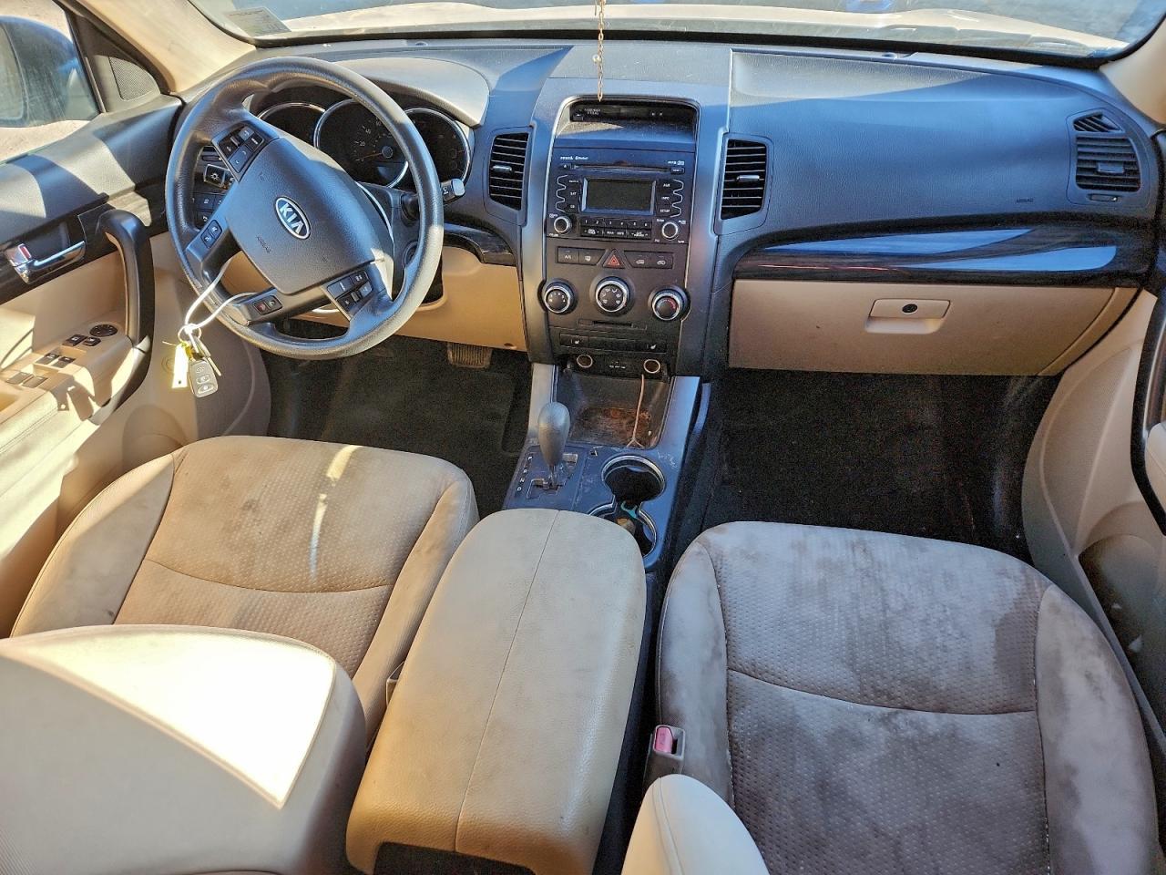2011 KIA SORENTO