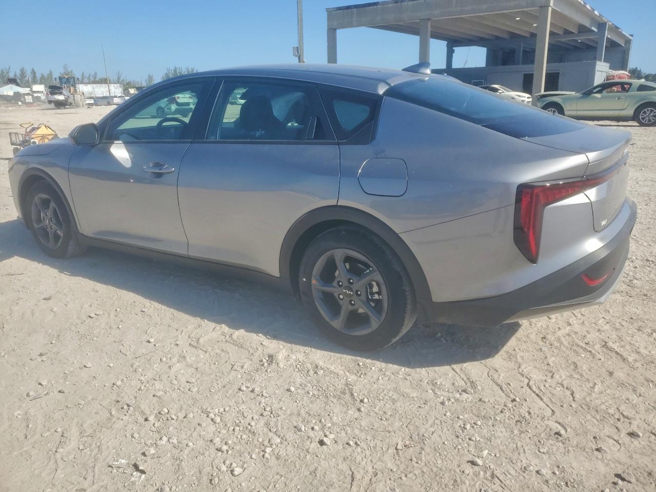 2025 KIA K4