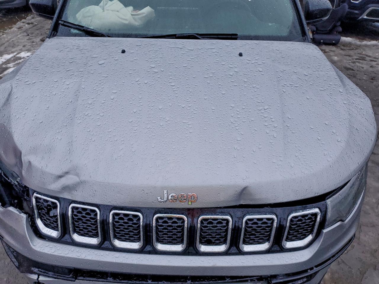 2023 JEEP Compass