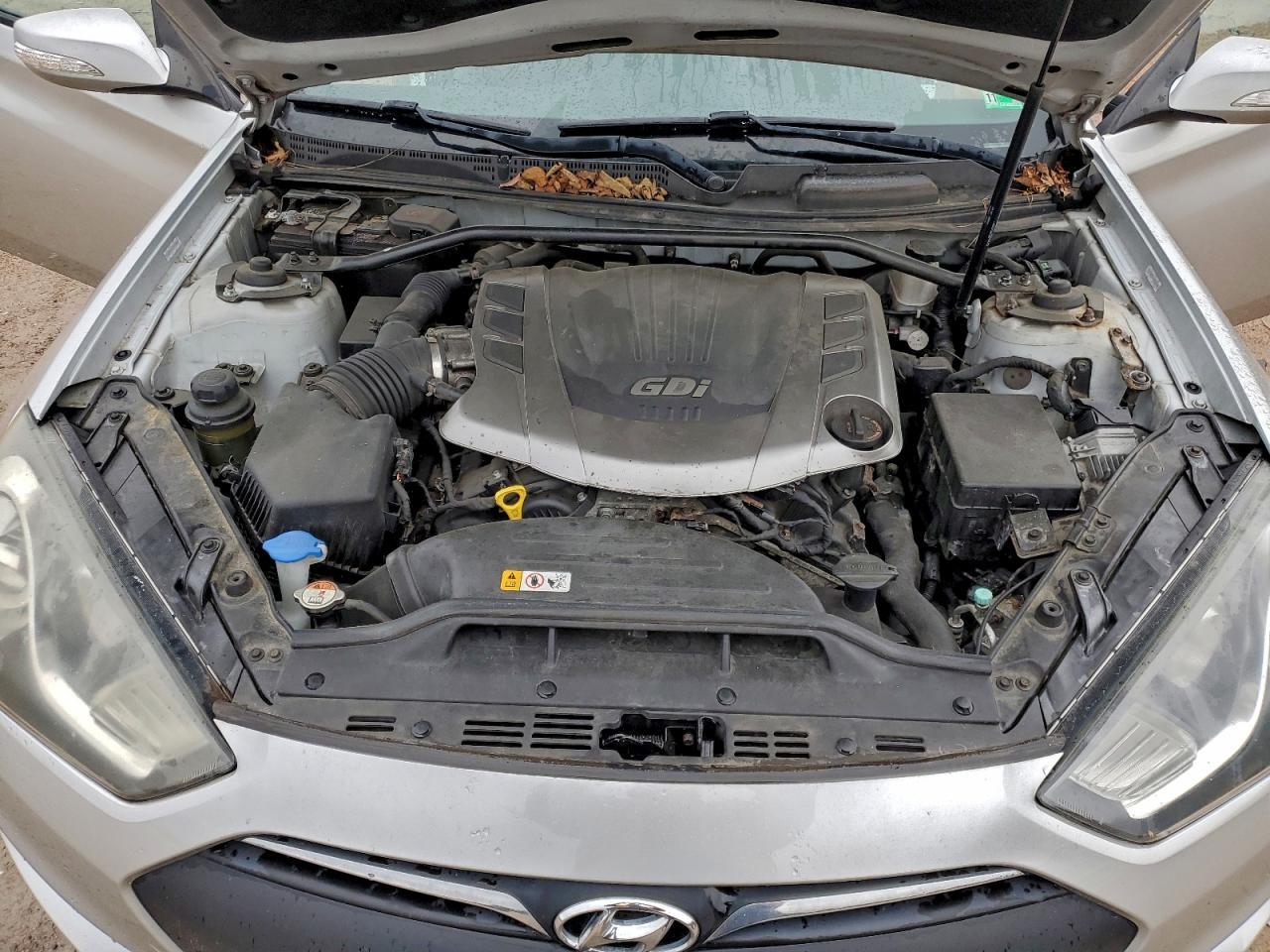 2013 HYUNDAI GENESIS