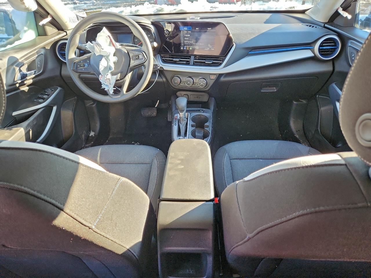 2025 CHEVROLET TRAX