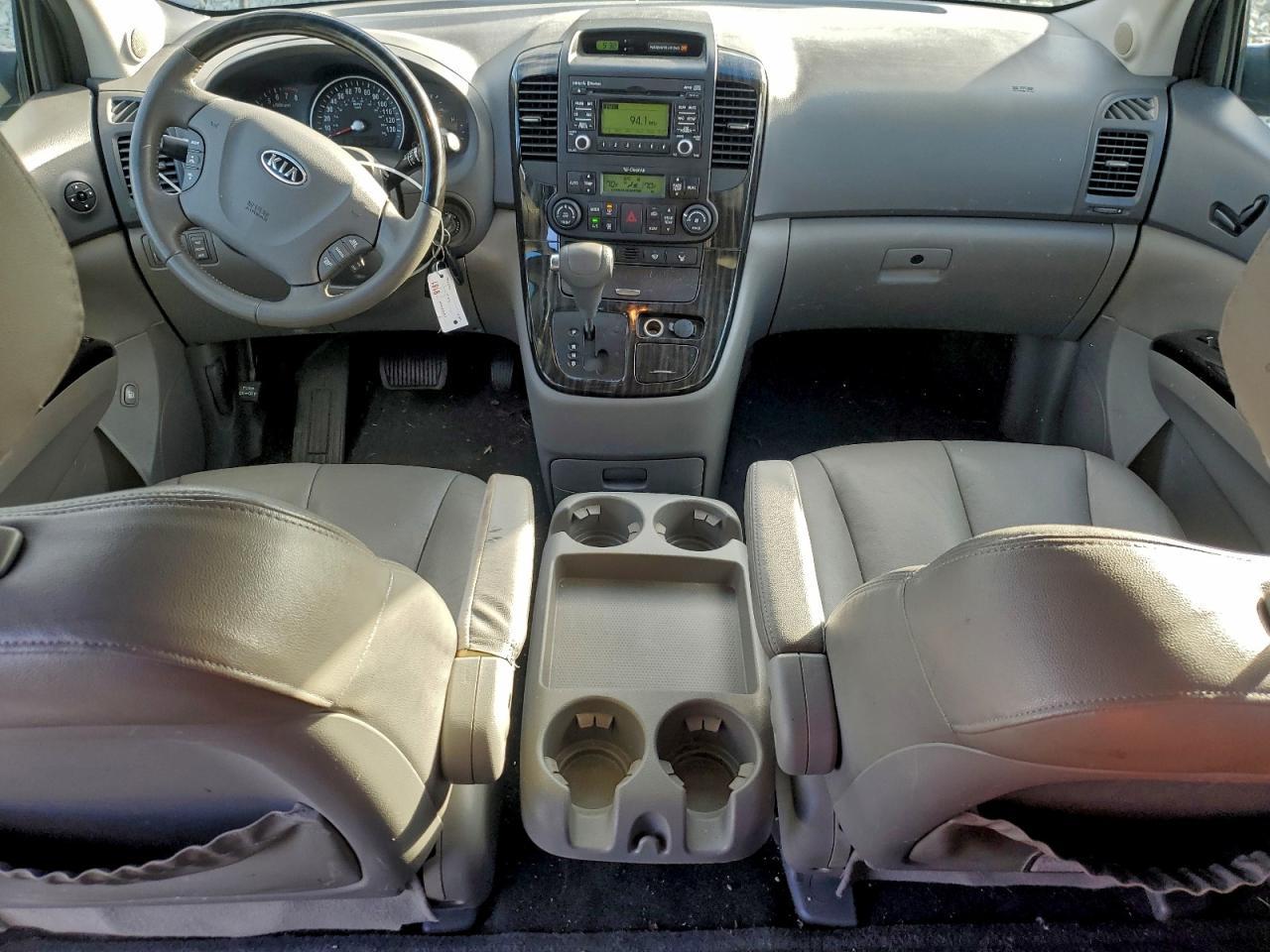 2012 KIA SEDONA