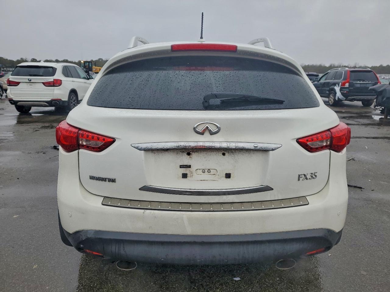 2012 INFINITI FX35
