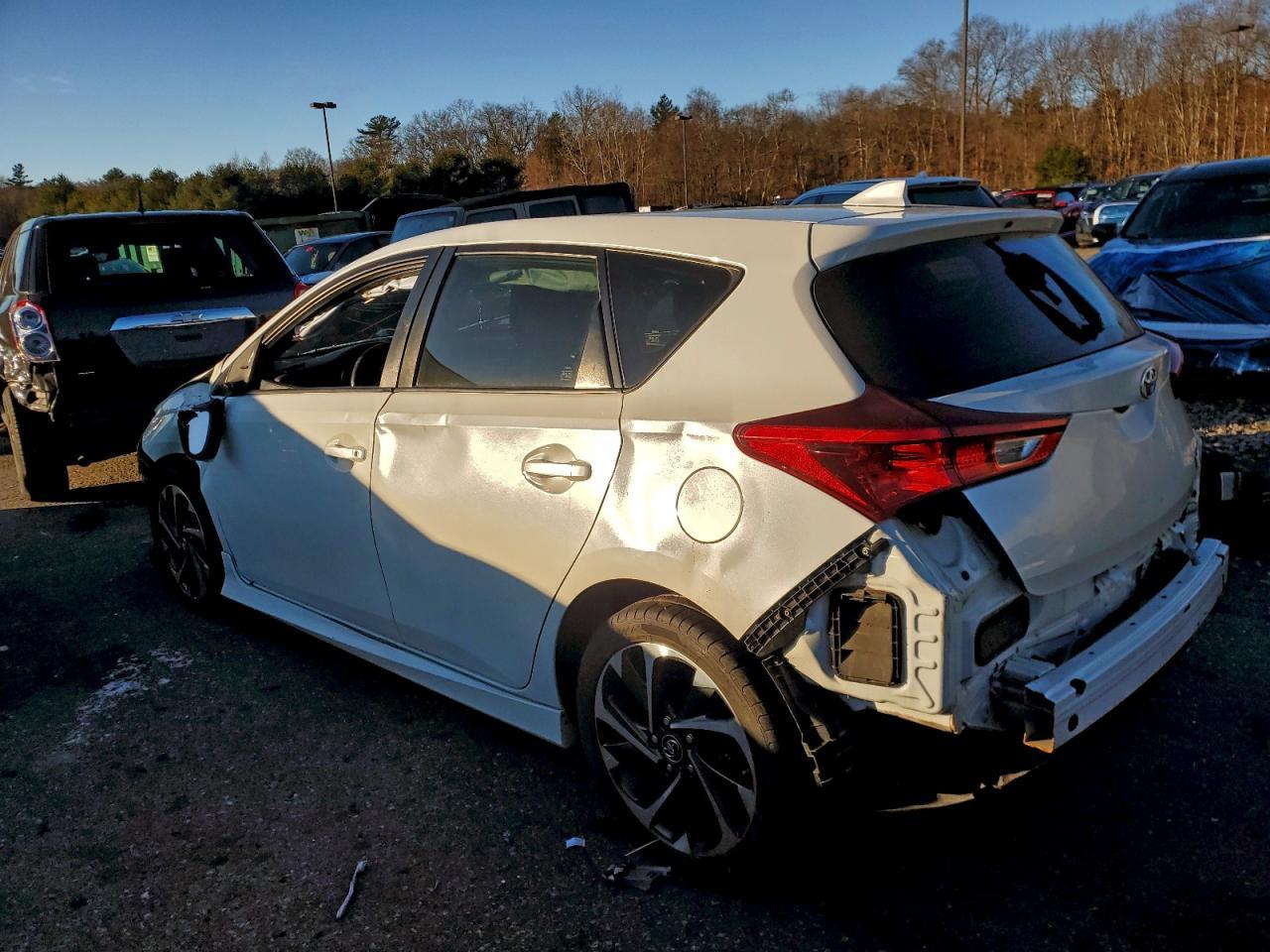 2018 TOYOTA COROLLA