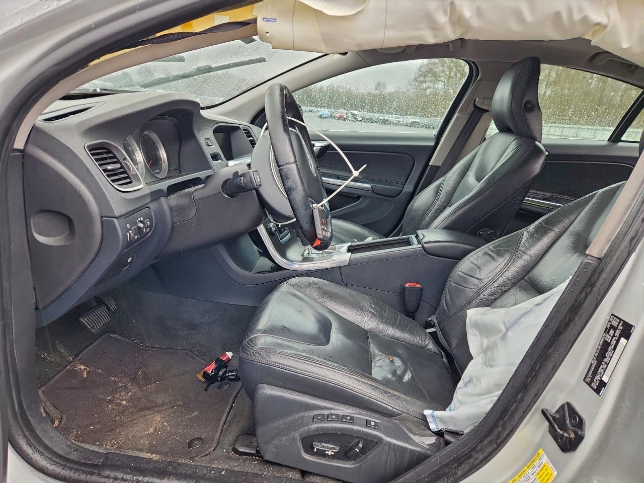 2012 VOLVO S60