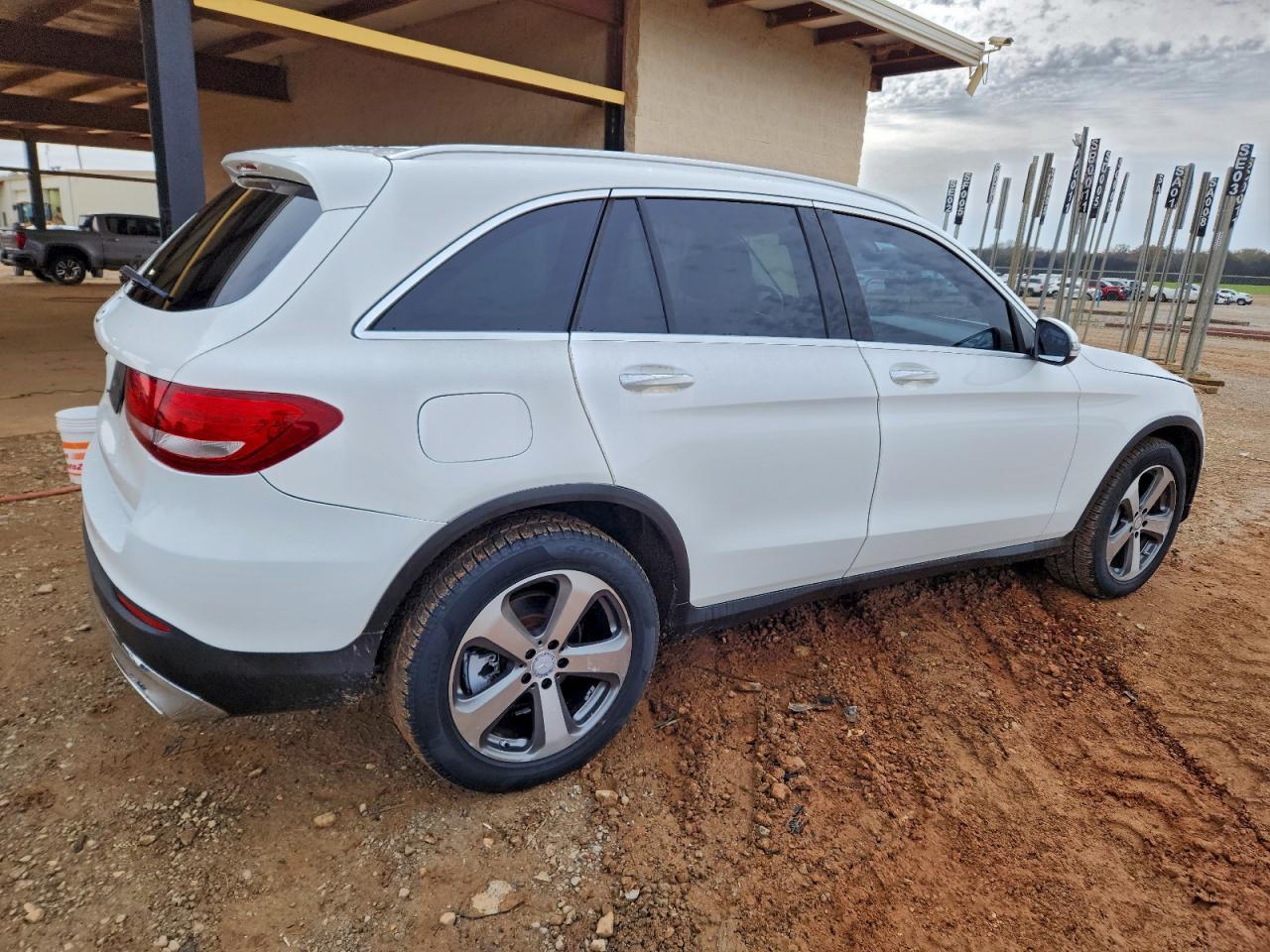 2016 MERCEDES-BENZ GLC-Class
