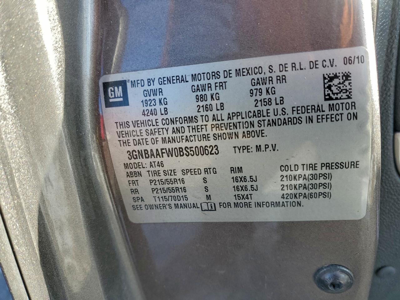 2011 CHEVROLET HHR