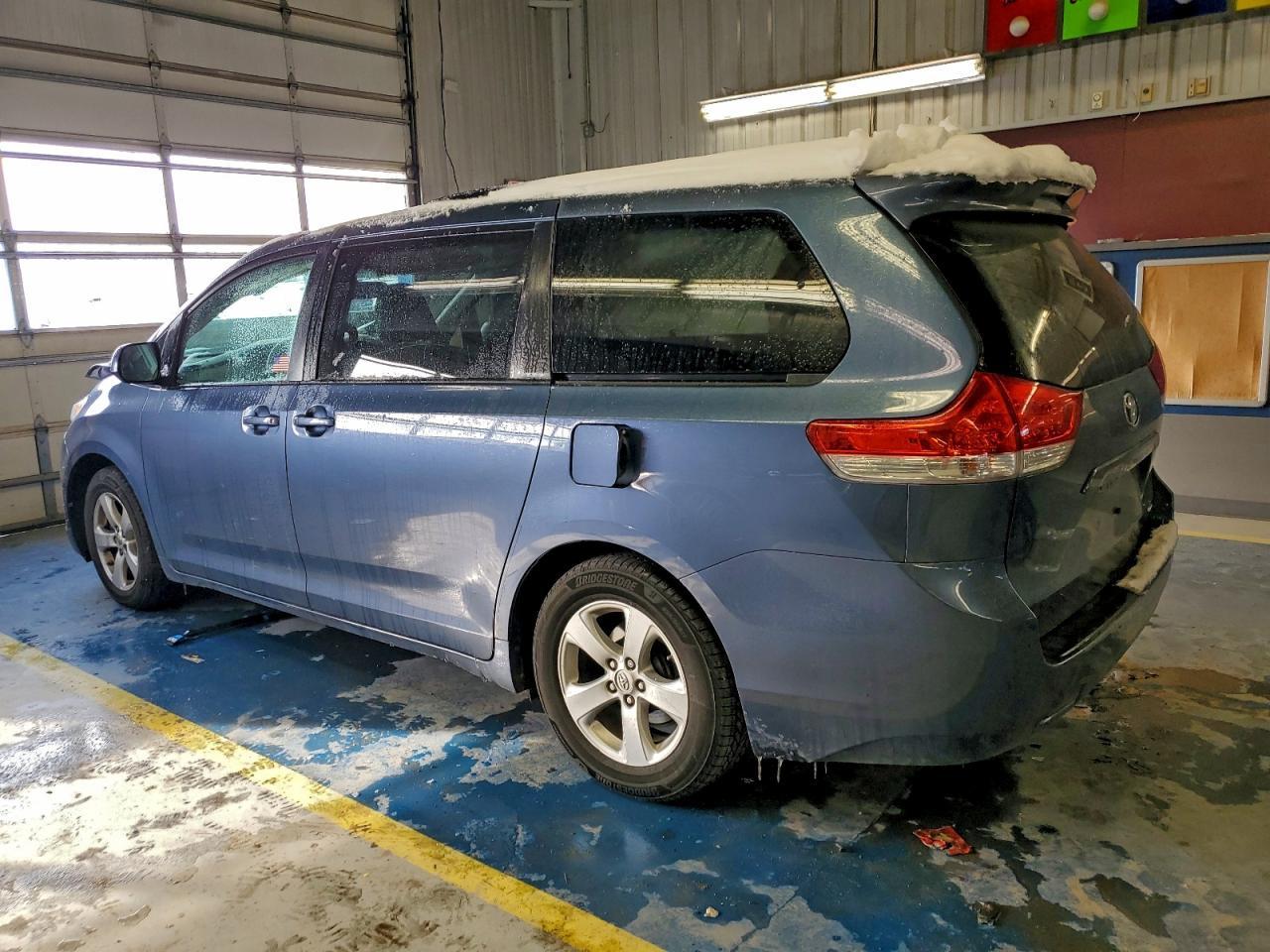 2014 TOYOTA SIENNA