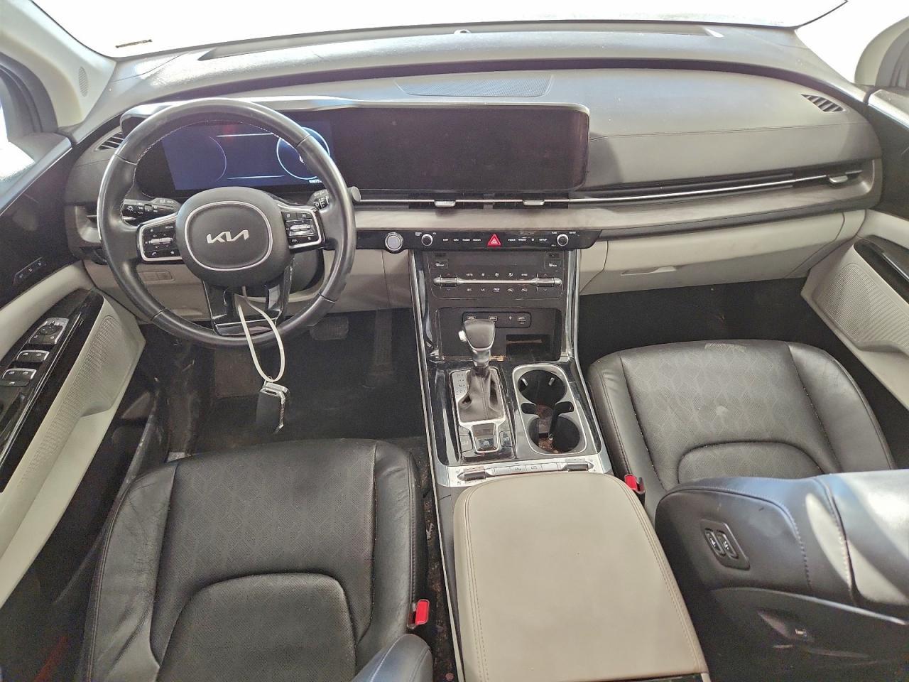 2023 KIA Carnival