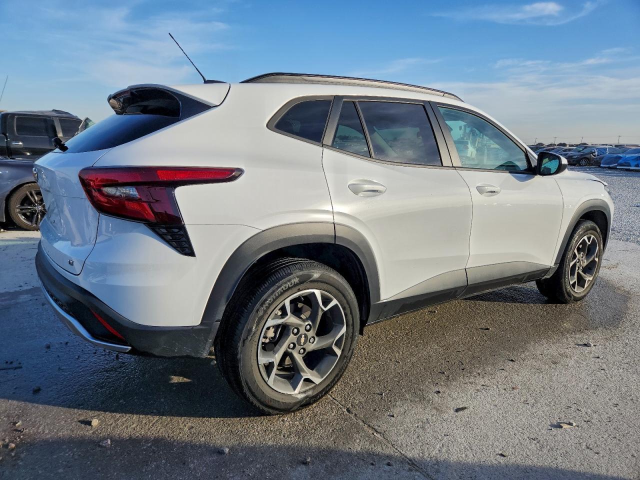 2024 CHEVROLET TRAX