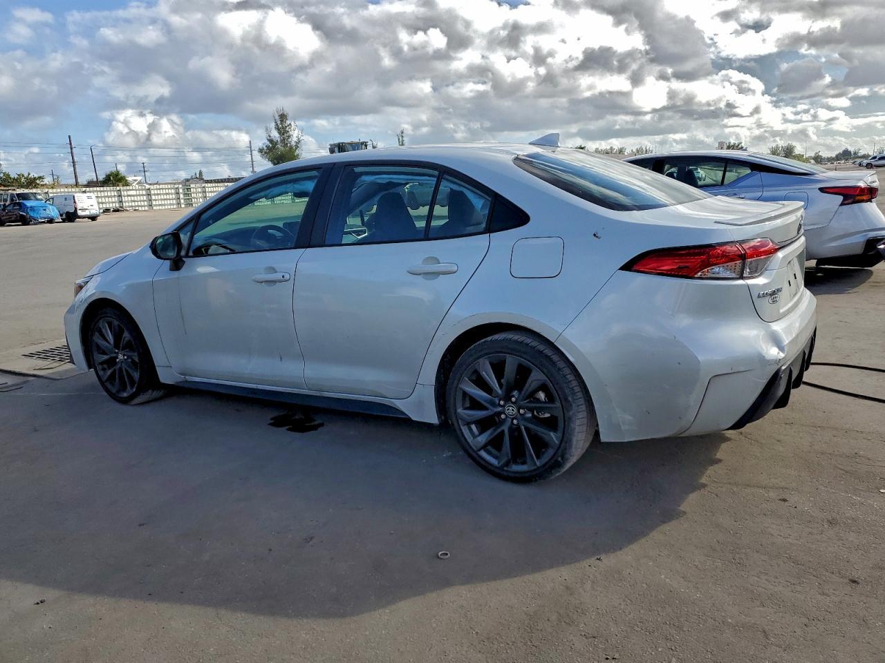 2024 TOYOTA COROLLA