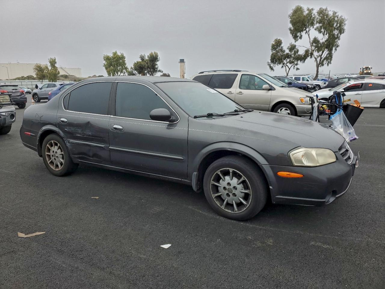2000 NISSAN Maxima