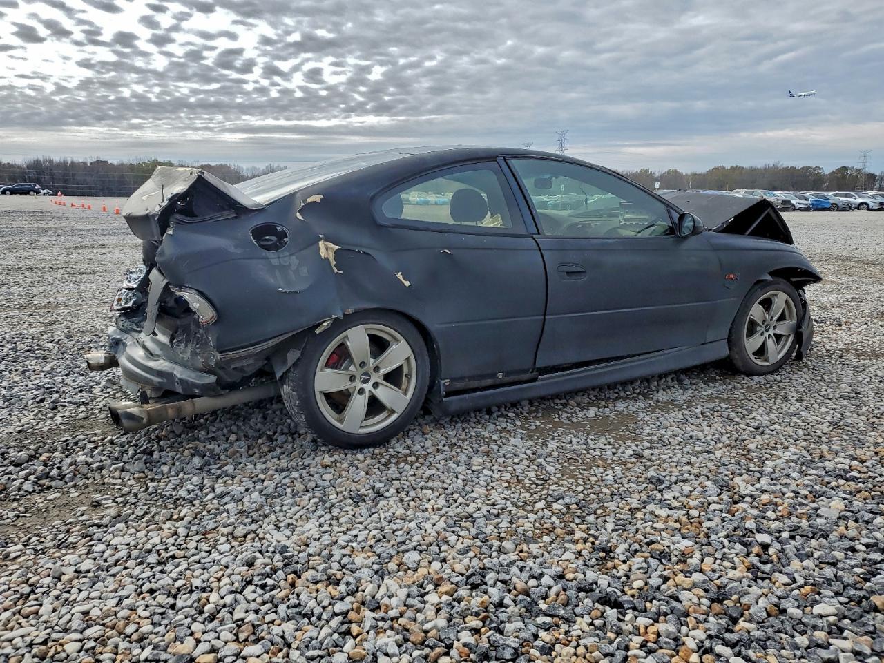 2004 PONTIAC Gto