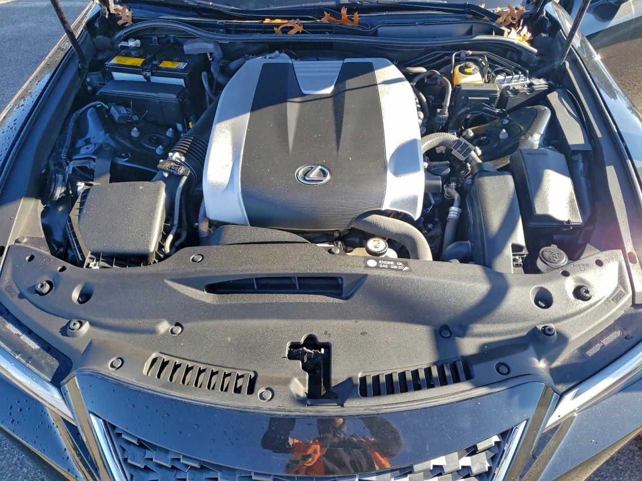 2021 LEXUS IS 300