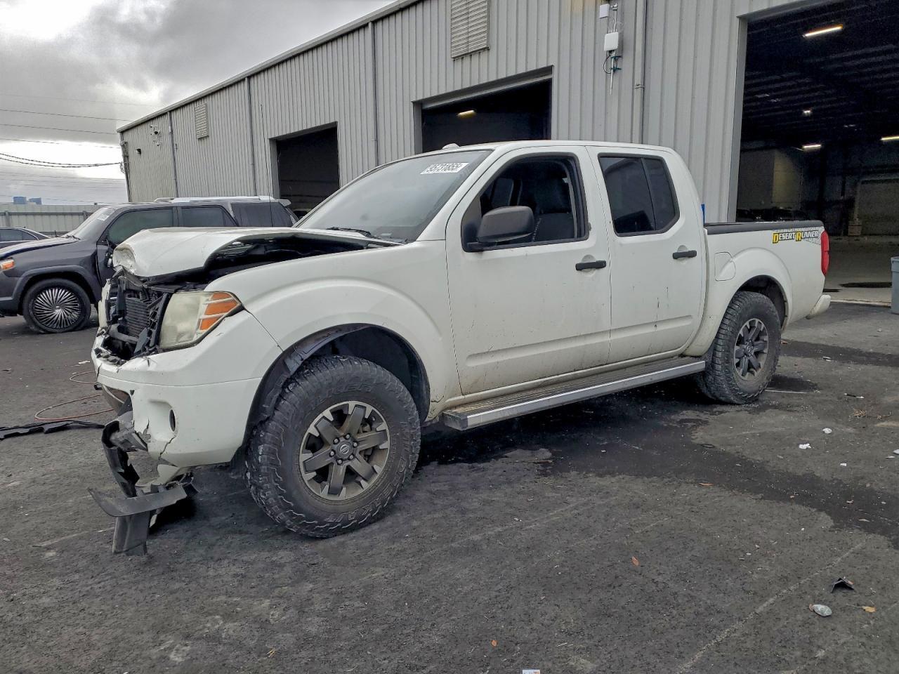 2016 NISSAN Frontier