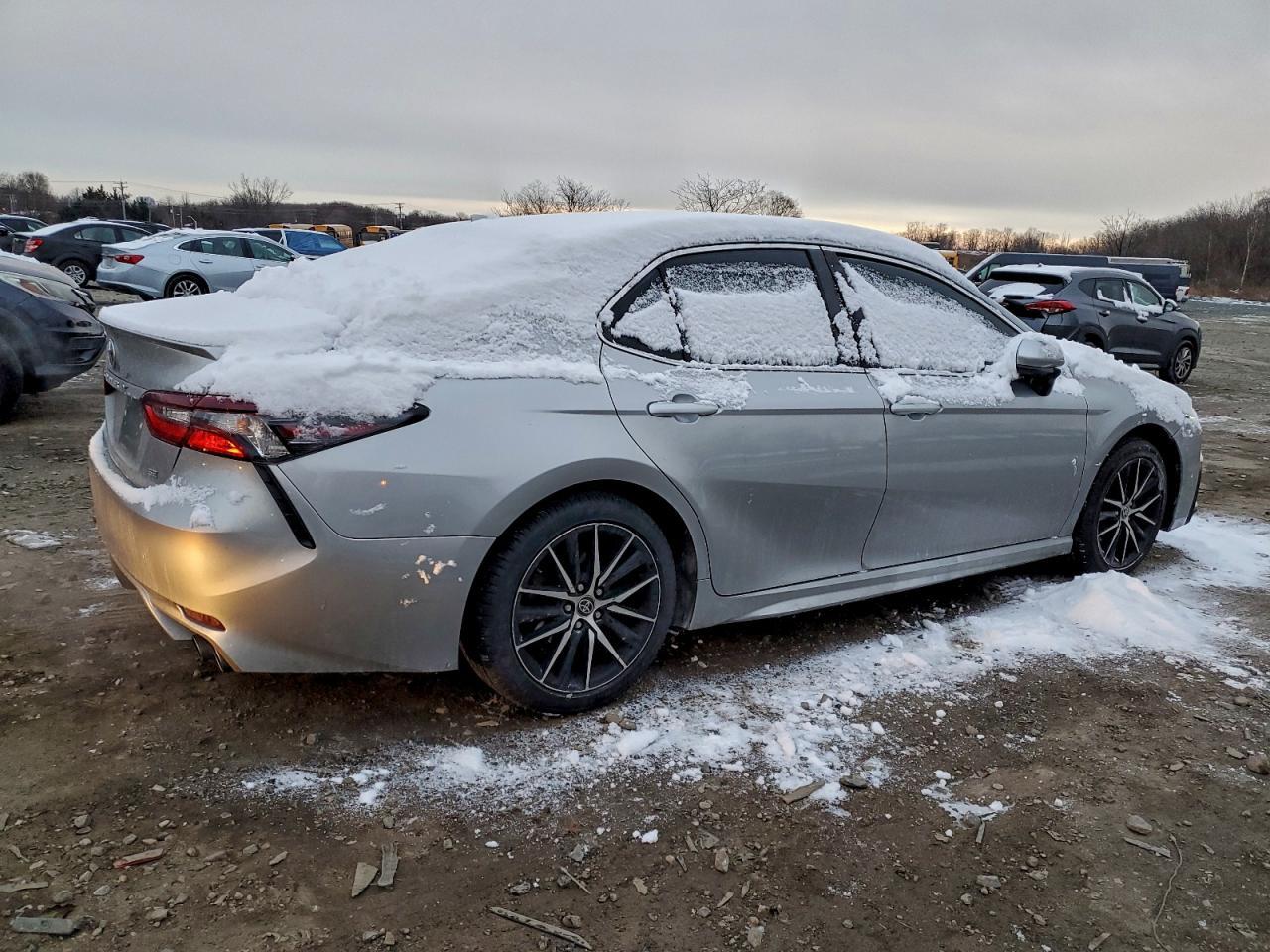 2021 TOYOTA CAMRY