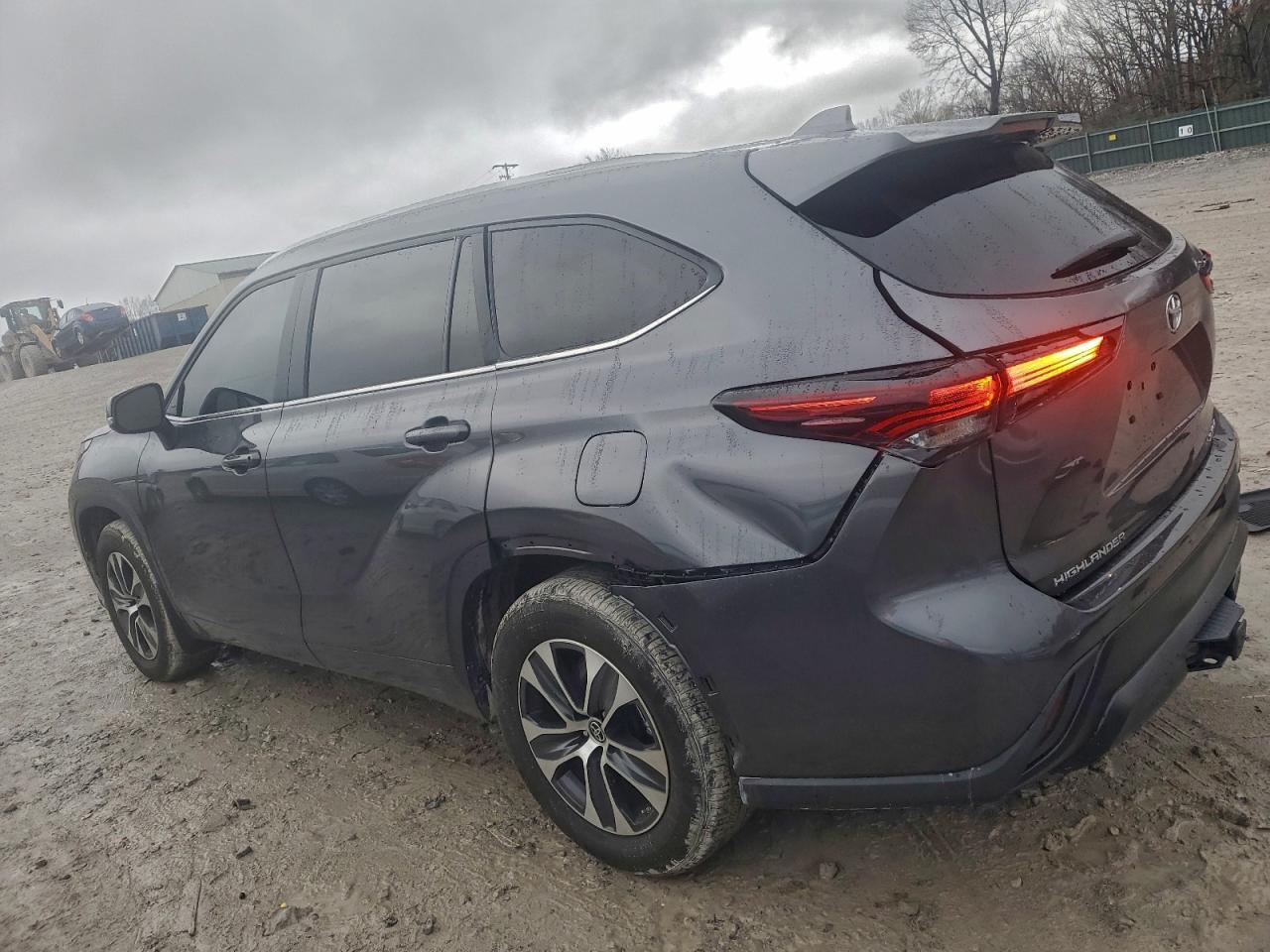 2024 TOYOTA HIGHLANDER