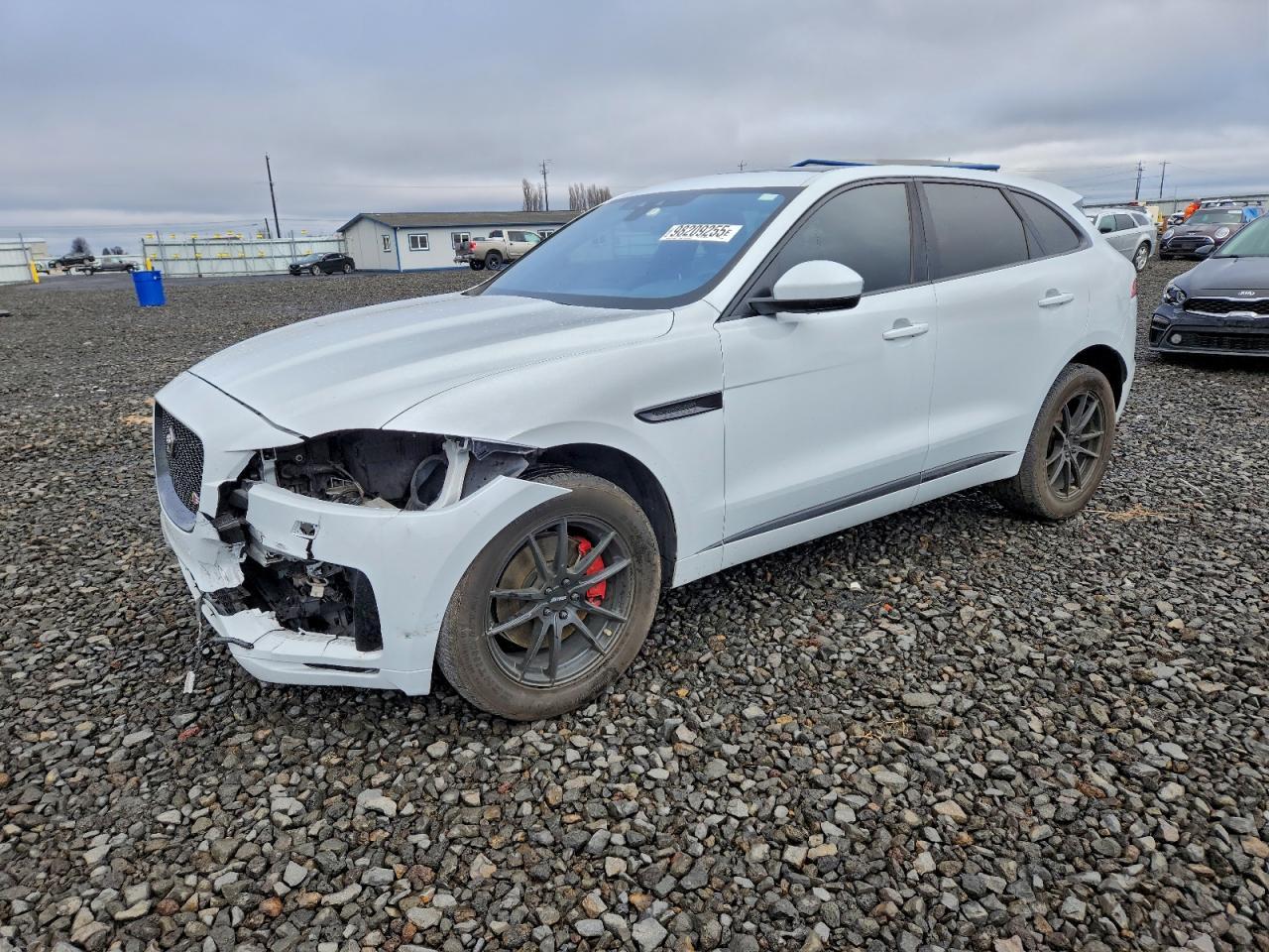 2017 JAGUAR F-Pace