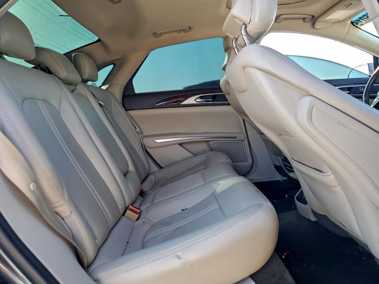 2016 LINCOLN MKZ