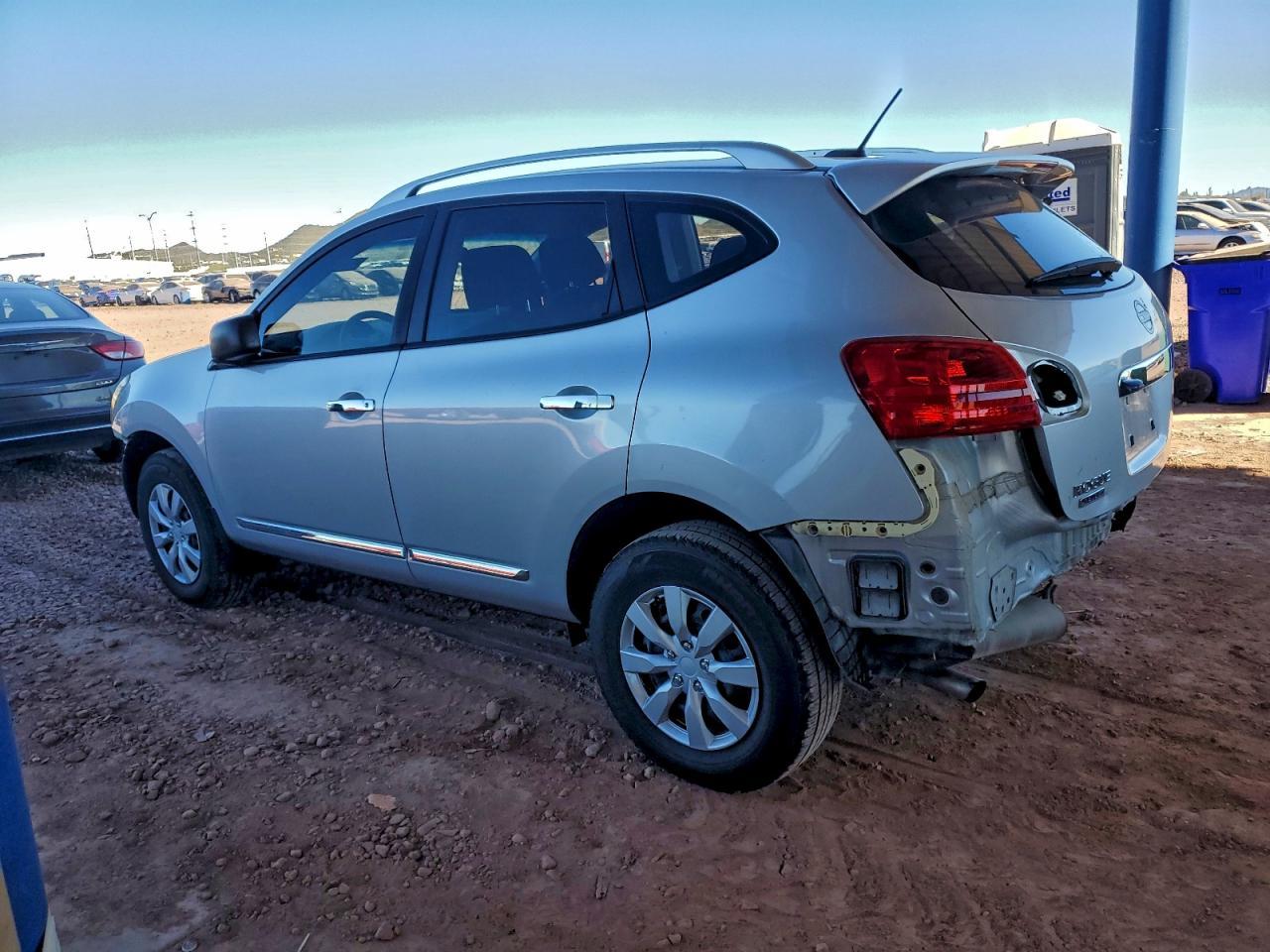 2015 NISSAN ROGUE