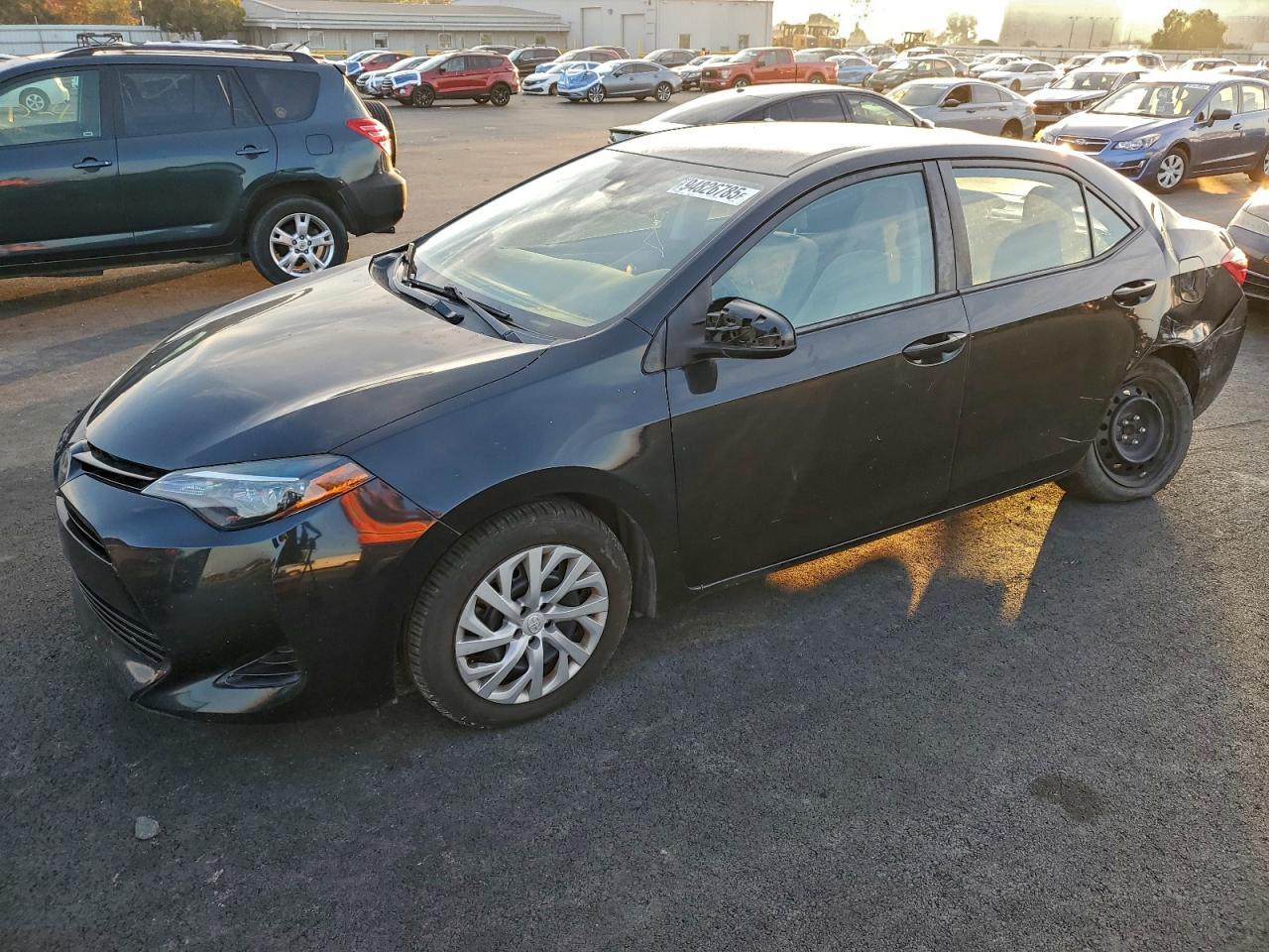2018 TOYOTA COROLLA