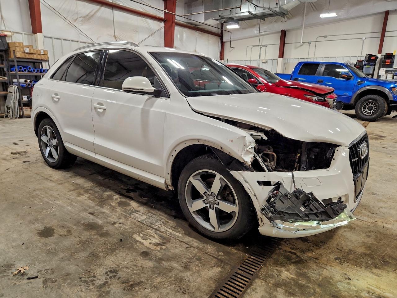 2015 AUDI Q3