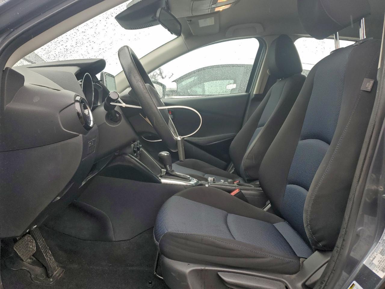 2017 TOYOTA YARIS