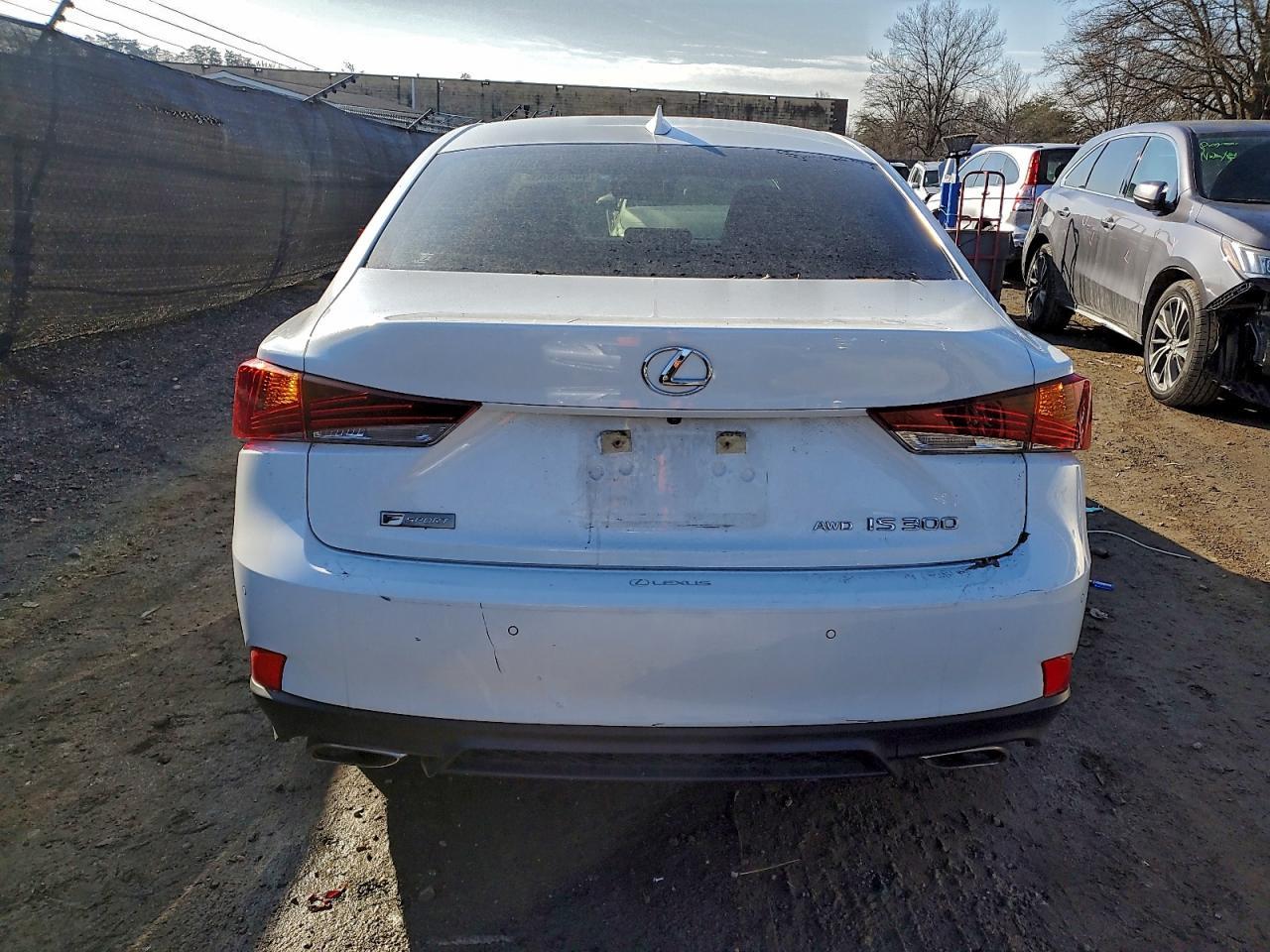 2020 LEXUS IS 300