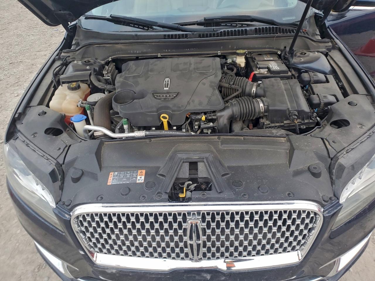 2017 LINCOLN MKZ