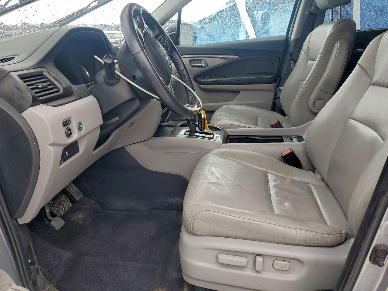 2020 HONDA PILOT