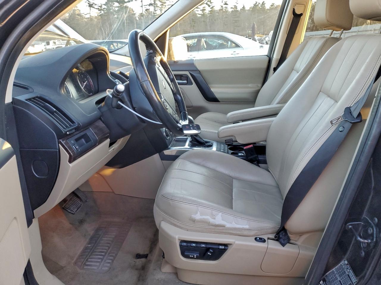 2013 LAND ROVER LR2