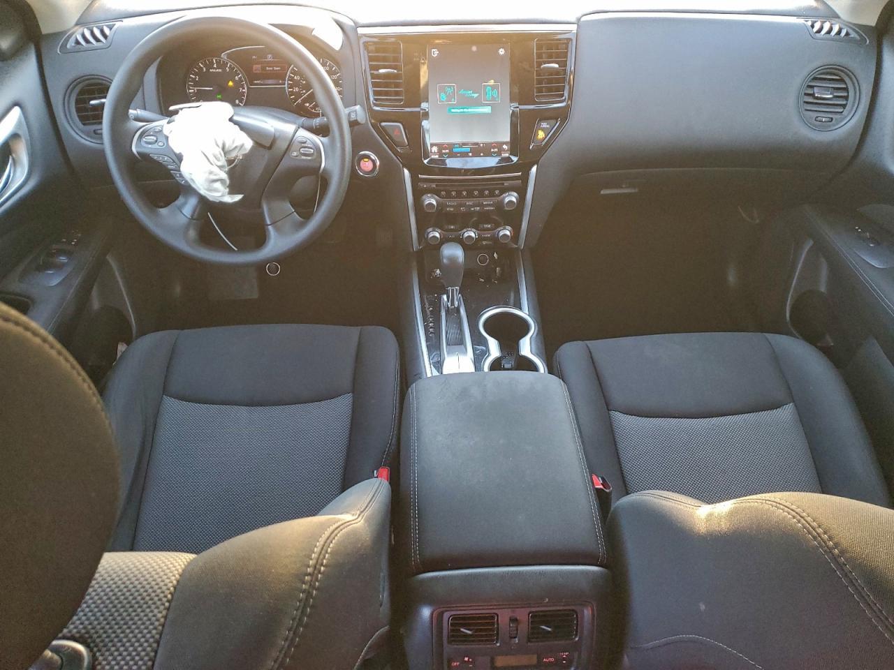 2017 NISSAN PATHFINDER