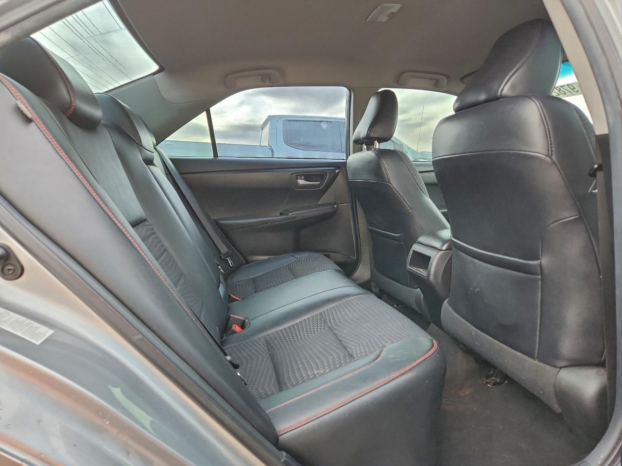 2015 TOYOTA CAMRY