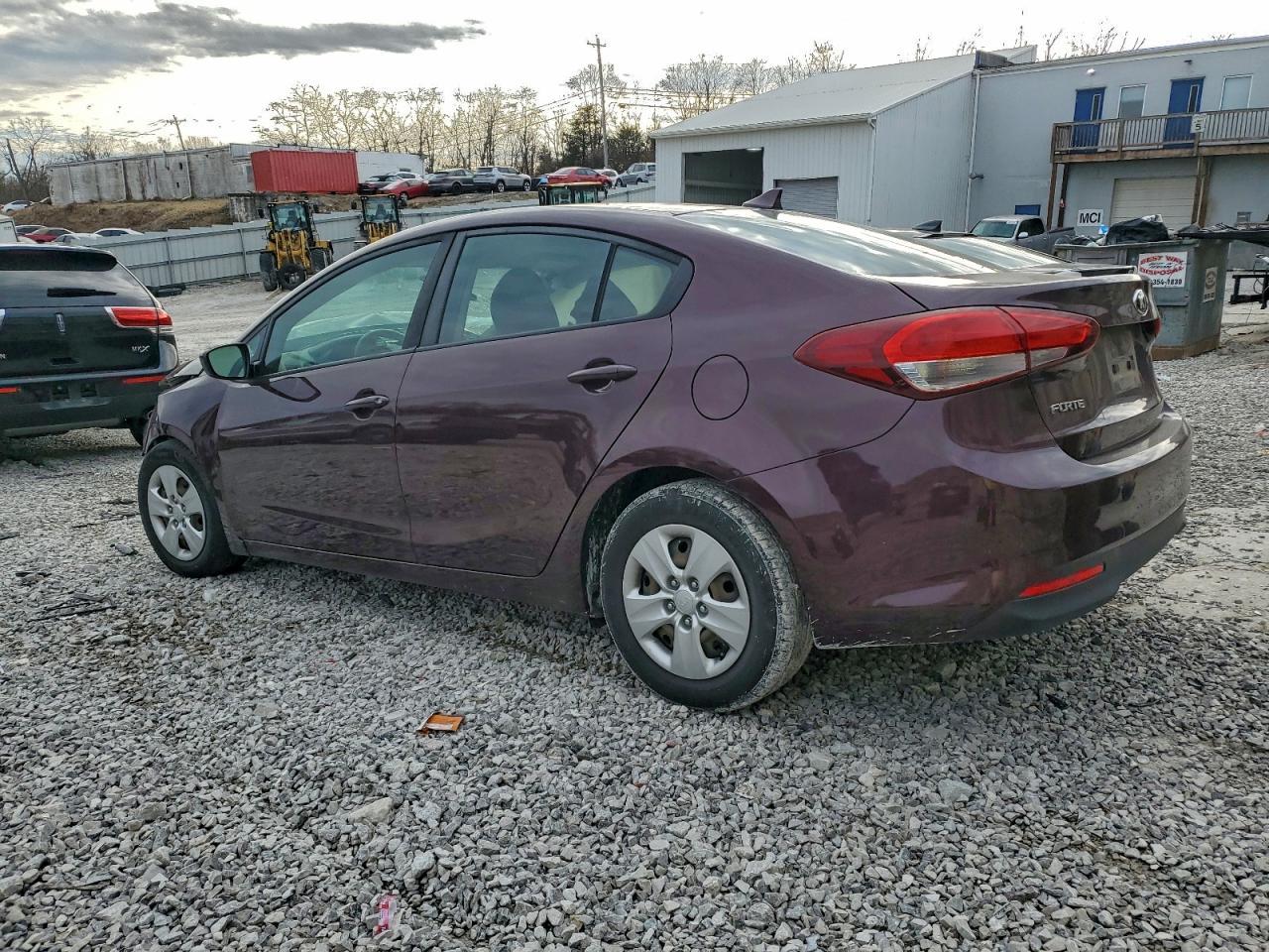 2017 KIA FORTE