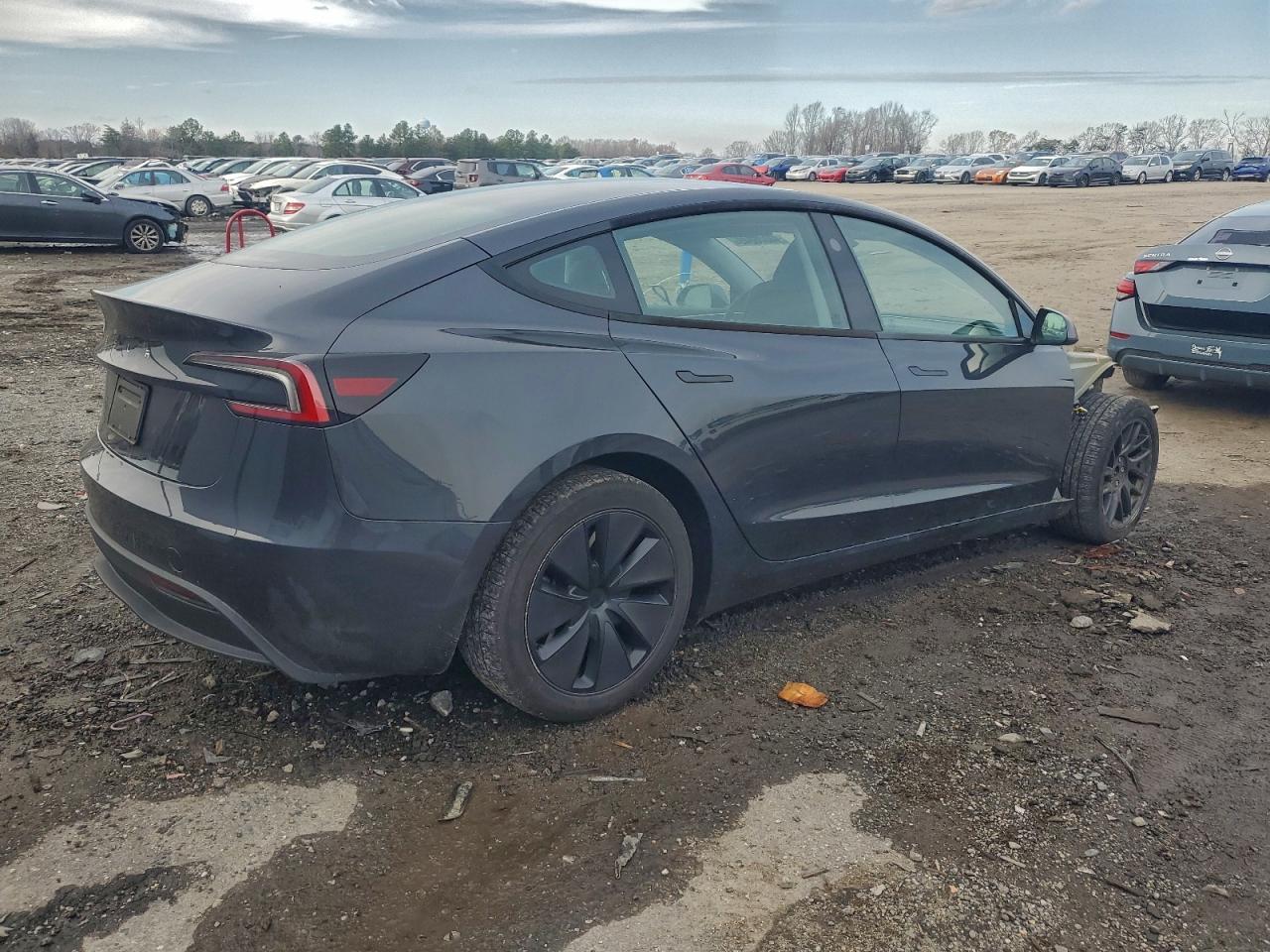 2024 TESLA MODEL 3