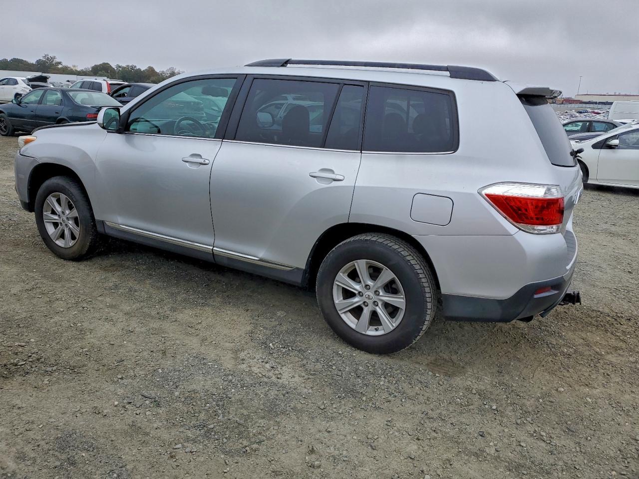 2012 TOYOTA HIGHLANDER